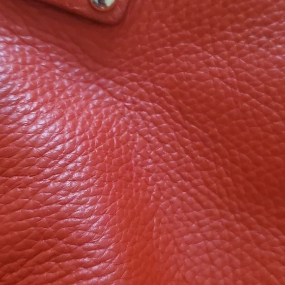 Kate Spade New York Lori Berkshire Road Red Leather Hobo Bag. - Picture 16 of 16